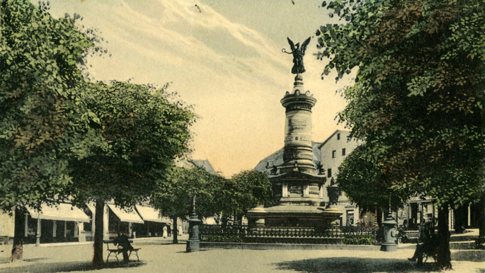 Markt mit Ruhebänken, 1913