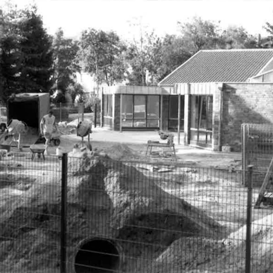 Bau des Montessori-Kindergartens "PänzHuus" auf dem Siegburger Brückberg im Jahr 1995