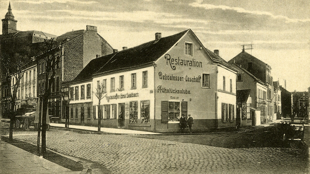 Restauration und Ladenlokal Seelbach, Mühlenstraße/Ecke Siegfeldstraße, 1925