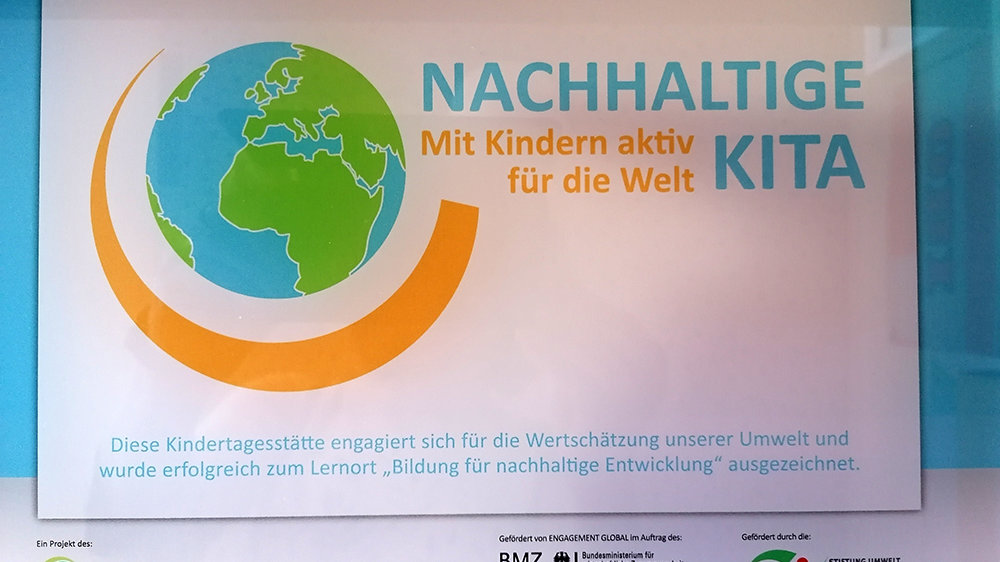 Kita-Rabennest wurde ausgezeichnet: Projekt "Nachhaltige Kita - Mit Kindern aktiv für die Welt"
