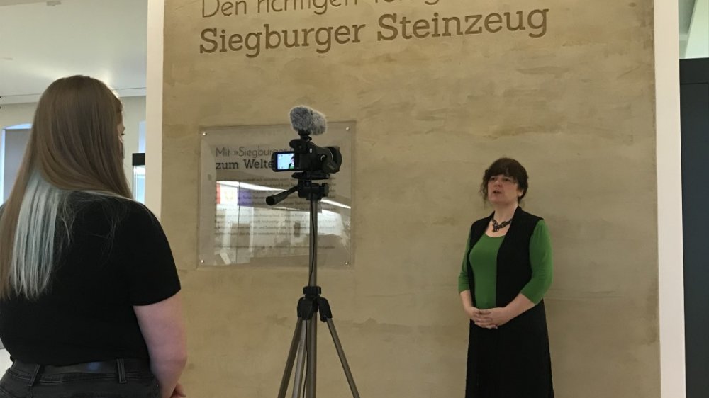 Stadtmuseum - Videodreh: Leonie Noack und Dr. Gundula Caspary