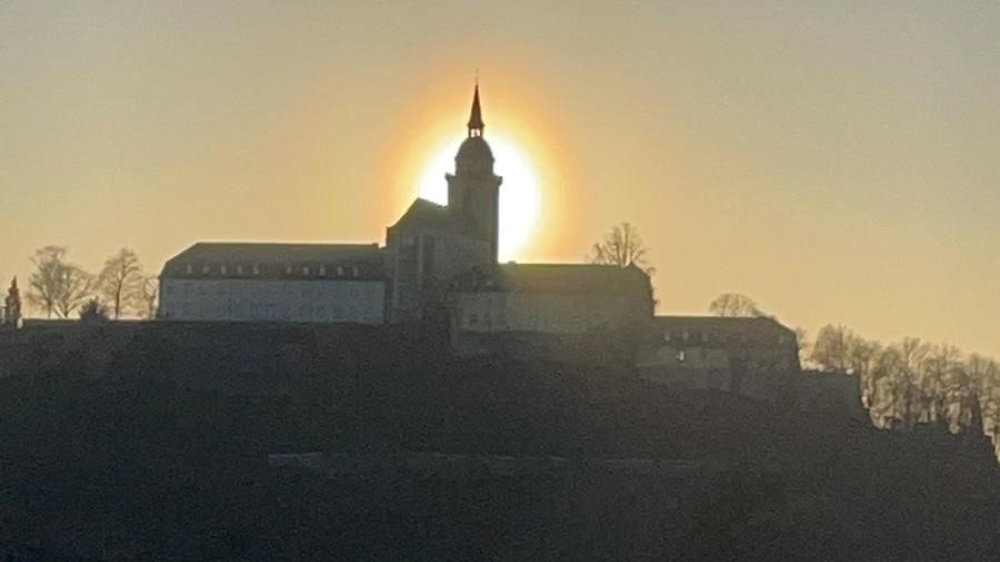 Sonnenuntergang hinter der Abtei