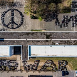 Anno-Gymnasiasten setzen Zeichen gegen Krieg